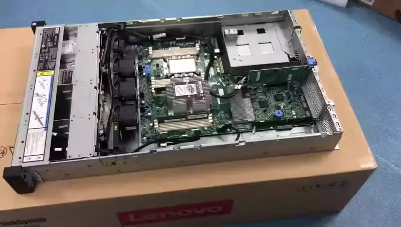 2-Dell-PowerEdge-R550