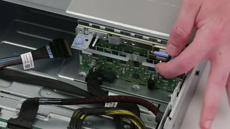 3-Dell-R550